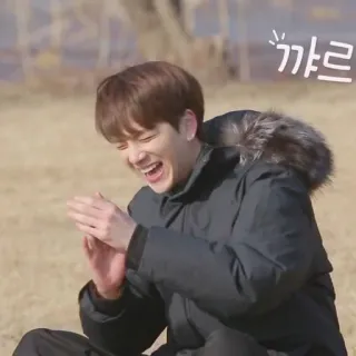 😂 꺄르 persona, ridere, inverno, coreano, uomo, gioioso whatsapp sticker