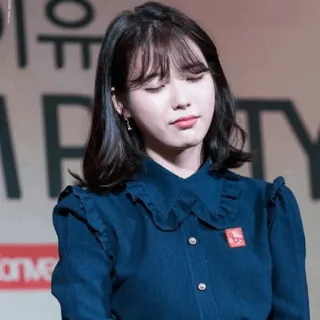 🦋 IU IU, Kpop, певица, кореянка, знаменитость, женщина whatsapp sticker