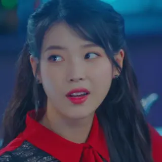 😒 IU IU, chanteuse, kpop, actrice, coréenne, célébrité whatsapp sticker