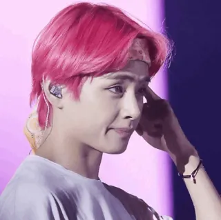 😑 V K-pop, BTS, Kim Taehyung, idol, singer, musician telegram sticker