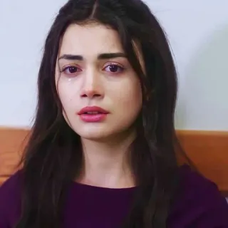 🍇 mujer, triste, llorando, lágrimas, morena, retrato telegram sticker