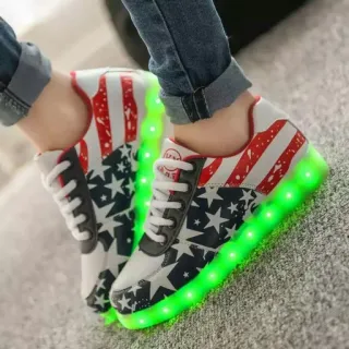 😍 鞋子, LED, 美国国旗, 鞋类 telegram sticker