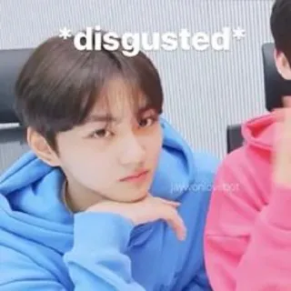 🤢 *disgusted* dégoûté, réaction, kpop, enhypen whatsapp sticker