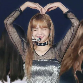 ♥️ Lisa donna, cantante, kpop, artista, performance, cuore telegram sticker