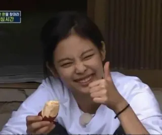 💫 Jennie Kim kpop, айдол, милая, девушка, палец вверх, счастливая, улыбается whatsapp sticker