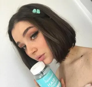🤍 HAIR VITAMINS pelo, vitaminas, belleza, suplementos, salud, bienestar whatsapp sticker