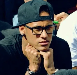 😐 Neymar неймар, футбол, футбол, спортсмен, бразилия, очки, кепка telegram sticker