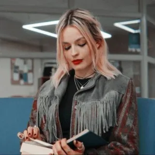 ✨ Maeve Wiley Sex Education 여자, 소녀, 앉아있는, 책, 독서, 빨간 립스틱, 사람, 머리카락 telegram sticker