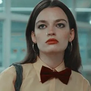 ✨ Maeve Wiley Sex Education 메이브 와일리, 오티스의 비밀 상담소, 빨간 나비 넥타이, 여자, 넷플릭스 telegram sticker