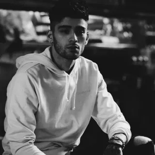 ✖️ Zayn Malik 歌手, 名人, 肖像, 男人, 连帽衫, 黑白, 音乐 telegram sticker