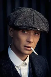 🚬 Thomas Shelby Peaky Blinders Thomas Shelby, Peaky Blinders, Cillian Murphy, England, 1920s, flat cap, cigarette, gangster telegram sticker