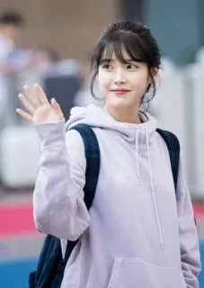 🦄 IU IU, Chanteuse coréenne, Actrice, Célébrité, K-pop, Mode, Femme telegram sticker