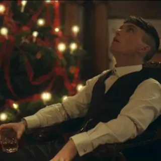 😞 Thomas Shelby Peaky Blinders Peaky Blinders, Thomas Shelby, Weihnachten, Mann, Whisky, Schauspieler telegram sticker