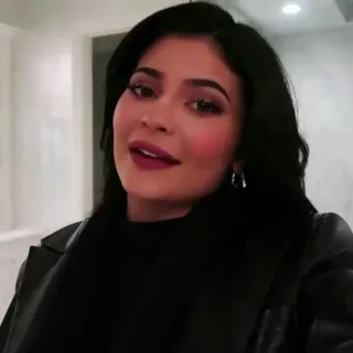 🦋 Kylie Jenner Кайли Дженнер, знаменитость, женщина, человек, портрет telegram sticker