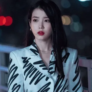 ✨ IU IU, Koreanische Sängerin, Schauspielerin, Promi, Mode, Porträt telegram sticker