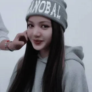 ♟ Lisa MANOBAL 女性, 韩流, 歌手, 偶像, 马诺巴尔, 帽子, 可爱 whatsapp sticker