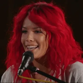 🍒 Halsey Halsey, cantora, cabelo ruivo, microfone, retrato whatsapp sticker
