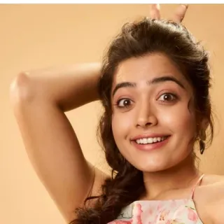 👿 Rashmika Mandanna atriz indiana, Bollywood, sorrindo, retrato whatsapp sticker