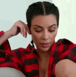 🌶 Kim Kardashian persona, celebrità, donna, bruna telegram sticker
