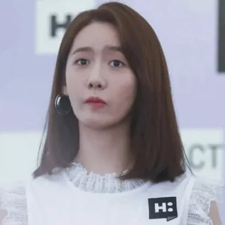 🐚 Yoona celebridade, mulher, coreana, cantora, atriz whatsapp sticker