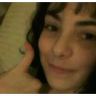 👍 femme, portrait, visage, pouce levé telegram sticker