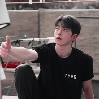 🍥 TYBS 男人, 人, 韩国, 亚洲, T恤 whatsapp sticker