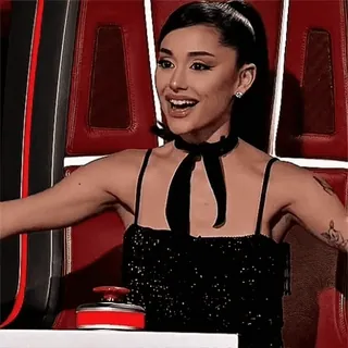 😐 Ariana Grande The Voice Ariana Grande, piosenkarka, The Voice, program TV, juror, celebrytka, muzyka telegram sticker