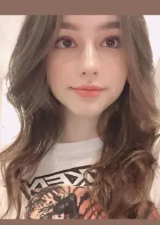 ⭐ mujer, chica, selfie, retrato, belleza, femenina, bonita telegram sticker