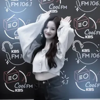 🫖 Cool FM FM 106
FM 106.1
KBS kpop, radio, musik, hiburan, wanita, korea, dj telegram sticker