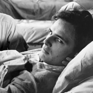 💸 Marlon Brando актер, портрет, знаменитость, черно-белое, мужчина telegram sticker
