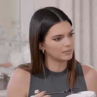 🥤 Kendall Jenner celebridade, modelo, pessoa, mulher, comendo telegram sticker