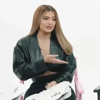 🦋 Kylie Jenner Кайли Дженнер, знаменитость, женщина, мода, красота telegram sticker