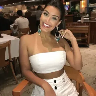 🌱 femme, portrait, mode, style, beauté whatsapp sticker