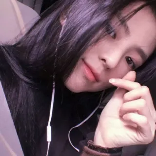 🍎 femme, selfie, portrait, jeune adulte, féminin, coréenne, geste coeur whatsapp sticker
