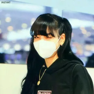 😉 Lisa INSTANT kpop, lisa, blackpink, idol, pop coréenne, chanteuse telegram sticker