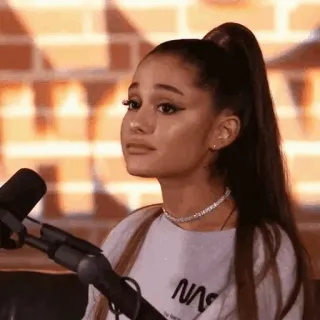 ✨ Ariana Grande promi, sängerin, popstar, musik, frau whatsapp sticker