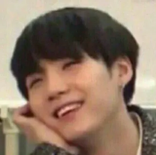 ☺️ Suga kpop, cantante, celebridad, min yoongi, bts, persona, cara whatsapp sticker