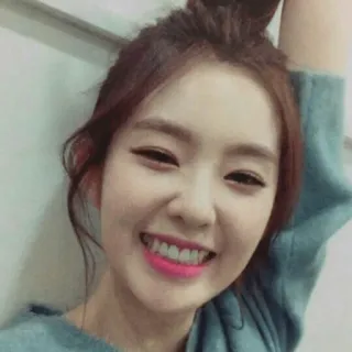 😝 Frau, Person, Lächeln, Red Velvet, Irene telegram sticker