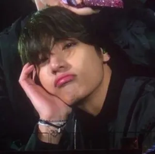 ☹️ persona, faccia, ritratto, imbronciato, idolo, kpop, cantante telegram sticker