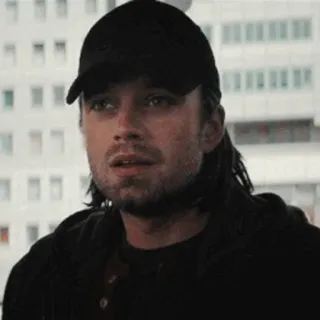😐 Bucky Barnes мужчина, портрет, черные волосы, шляпа, прическа, человек telegram sticker