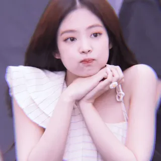 🍼 Jennie Kim kpop, hàn quốc, ca sĩ, người nổi tiếng, phụ nữ, jennie, blackpink telegram sticker