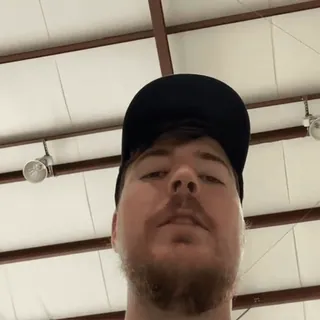 👥 MrBeast MrBeast, YouTube Persönlichkeit, Internet Berühmtheit, Philanthrop telegram sticker
