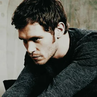 🕯 Klaus Mikaelson The Vampire Diaries ผู้ชาย, ภาพเหมือน, บันทึกแวมไพร์, คลอส ไมเคิลสัน, ซีรีส์ telegram sticker