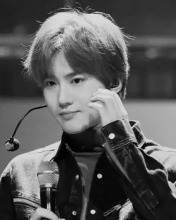 🐰 가수, 마이크, 공연자, 인물사진, 음악, 아이돌 telegram sticker