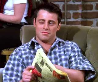 😉 Joey Tribbiani Friends hombre, programa de tv, sitcom, comedia, años 90, franela, periódico, Friends whatsapp sticker