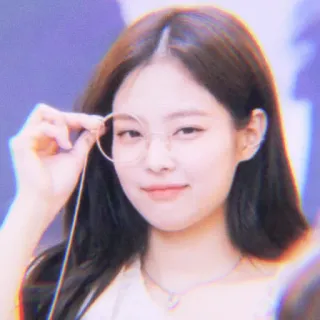 🎠 femme, personne, lunettes, portrait, kpop, asiatique telegram sticker