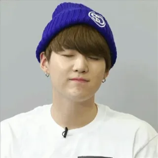 😑 homme, bonnet, intérieur, portrait, visage telegram sticker