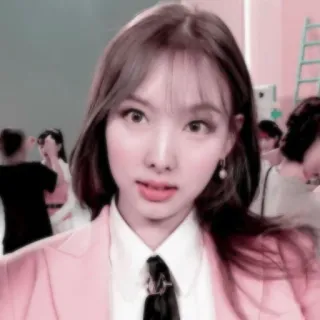 🐰 Nayeon kpop, twice, nayeon, cantora, idol, mulher whatsapp sticker