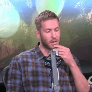 🎧 Calvin Harris Calvin Harris, DJ, músico, entrevista, música, celebridade telegram sticker