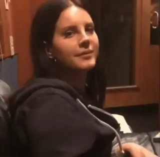 🖕 Lana Del Rey penyanyi, musisi, selebriti, potret, wanita telegram sticker